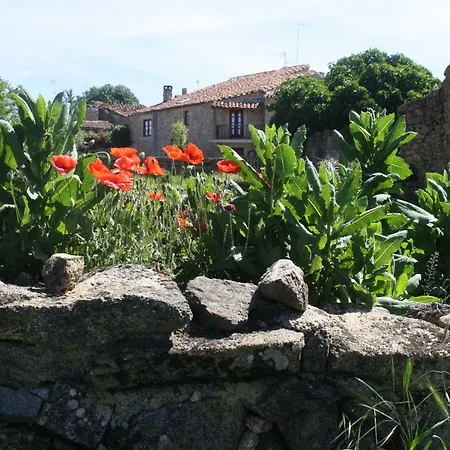 Casa De L Barrio *